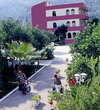 Derin Hotel 
